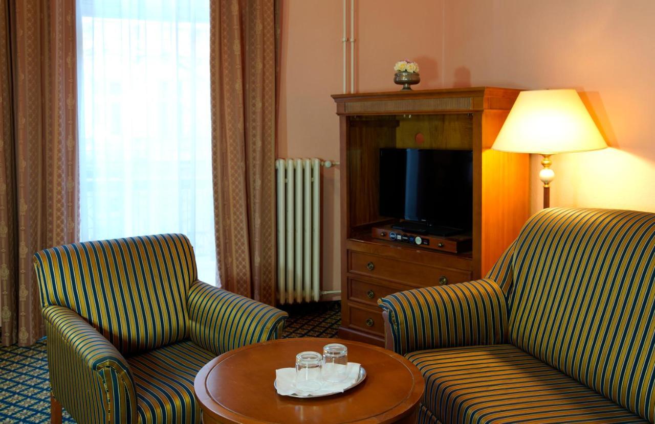 Hotel Villa Lauretta Karlovy Vary Exterior photo